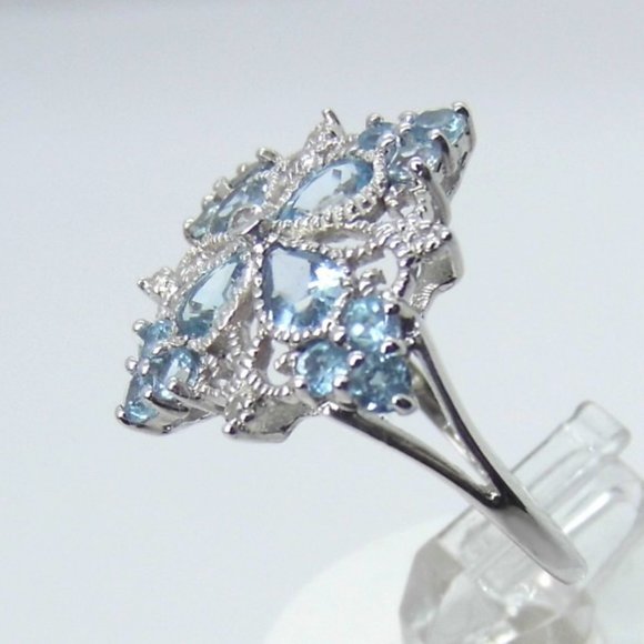 1.20ct Blue TOPAZ & Diamond 10K Gold Flower Ring - Picture 4 of 9